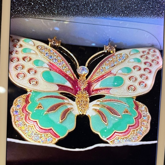 Kenneth Jay Lane Multicolor Butterfly Brooch - Picture 1 of 2
